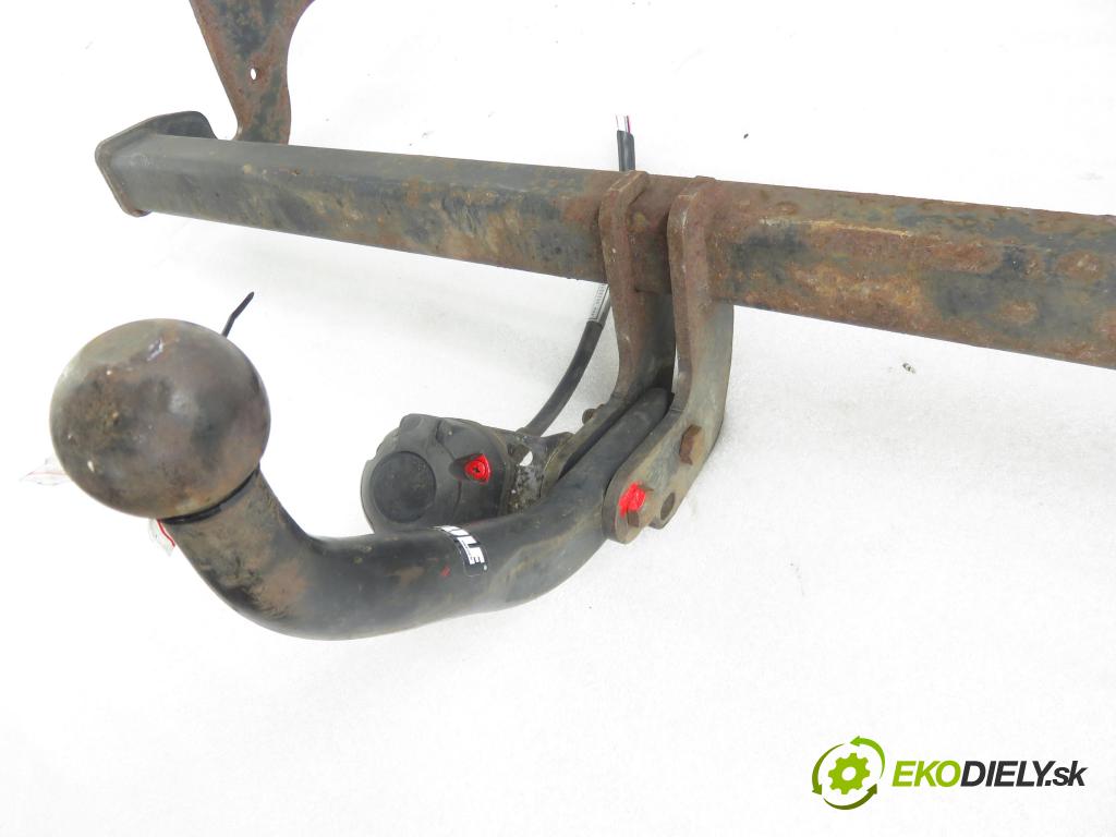 HYUNDAI i40 CW (VF) KOMBI 2012 100,00 1.7 CRDi 136 - D4FD 1685,00 Hák