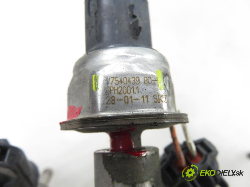 PEUGEOT 508 SW I (8E_) KOMBI 2011 115,00 1.6 THP - 5FV (EP6CDT) 1598,00 lišta vstřikovací V756805180 ; 0261500073 (Vstřikovací lišta)