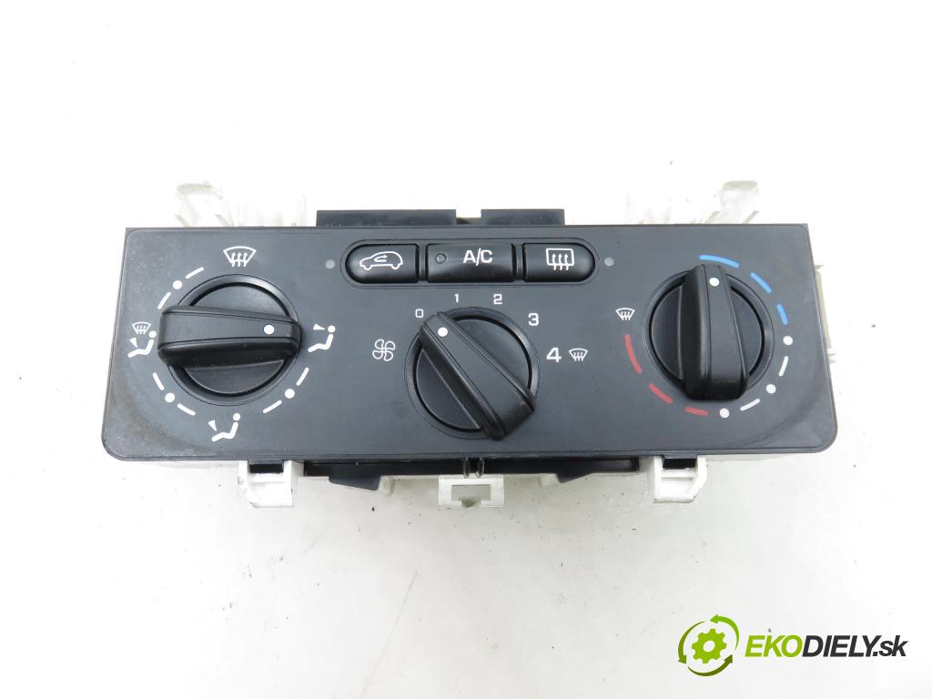 CITROEN C2 (JM_) HB 2006 50,00 1.4 HDi 68 8V - 8HZ 1398,00 Panel kúrenia KLIMATIZACE: N101753H