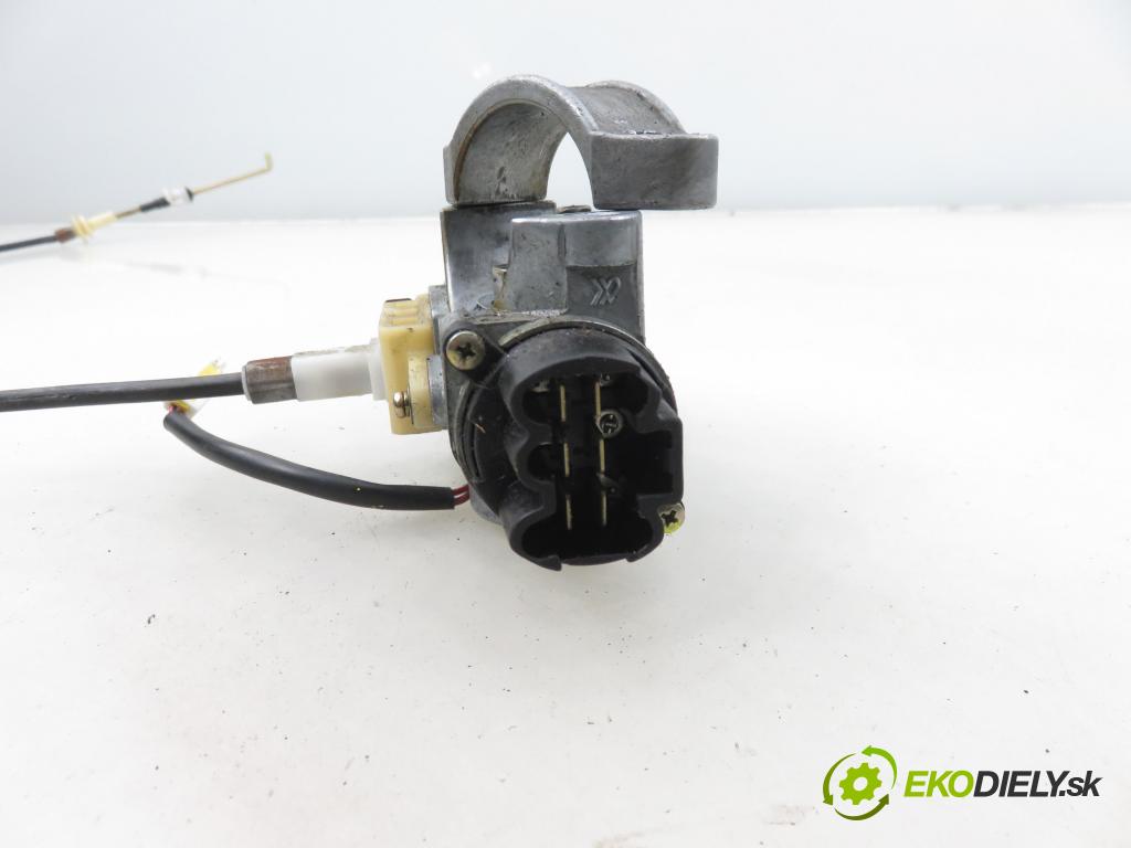 NISSAN ALMERA II Hatchback (N16) HB 2001 85,00 1.8 - QG18DE 1769,00 spinačka / zámky