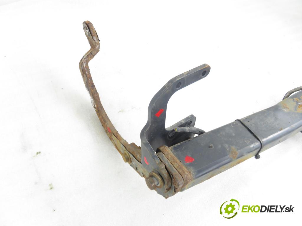 PEUGEOT 508 SW I (8E_) KOMBI 2011 115,00 1.6 THP - 5FV (EP6CDT) 1598,00 Hák 9627PG