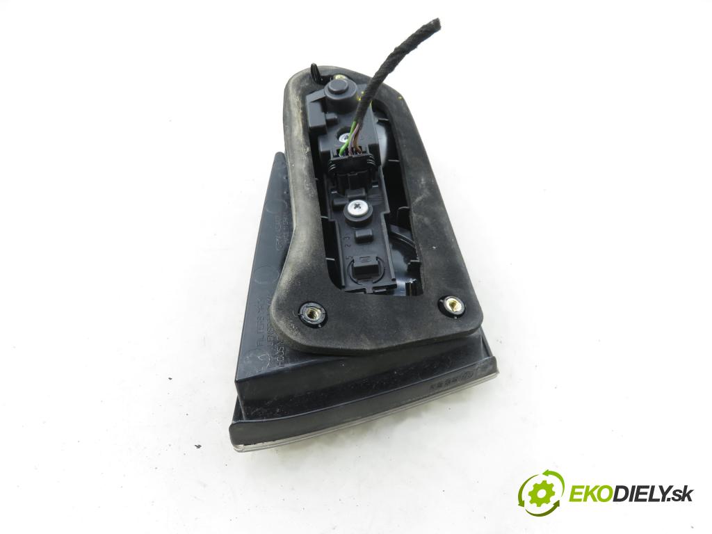 SEAT IBIZA III (6L1) HB 2005 47,00 1.2 12V - AZQ 1198,00 Svetlo pravé zadné kufor 6L6945094F