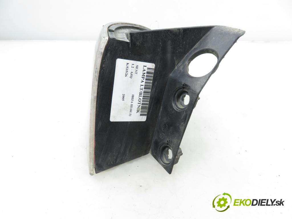 SEAT IBIZA III (6L1) HB 2005 47,00 1.2 12V - AZQ 1198,00 Svetlo ľavé zadné 6L6945095E