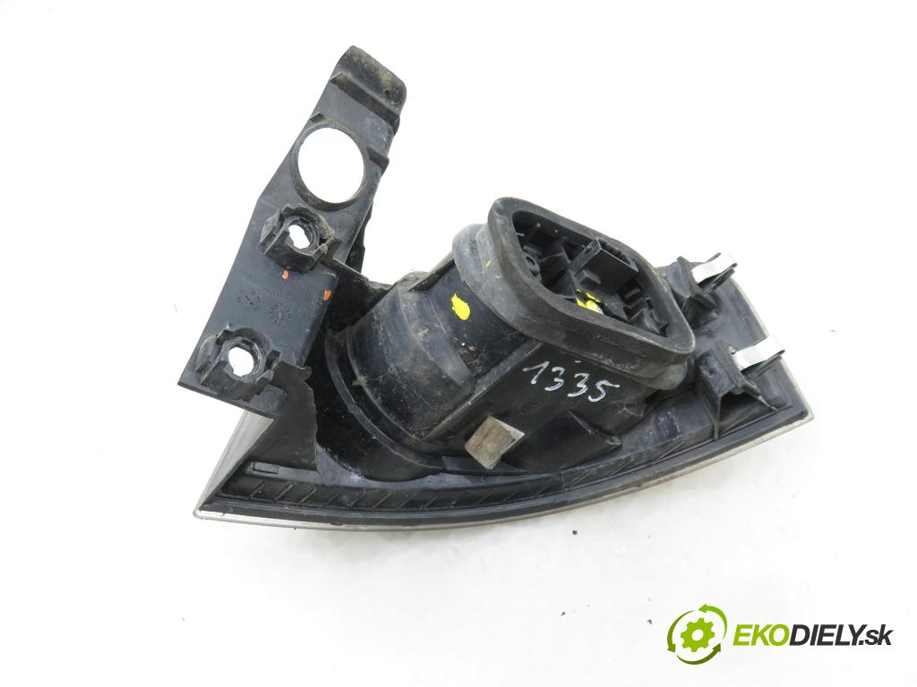 SEAT IBIZA III (6L1) HB 2005 47,00 1.2 12V - AZQ 1198,00 Svetlo ľavé zadné 6L6945095E