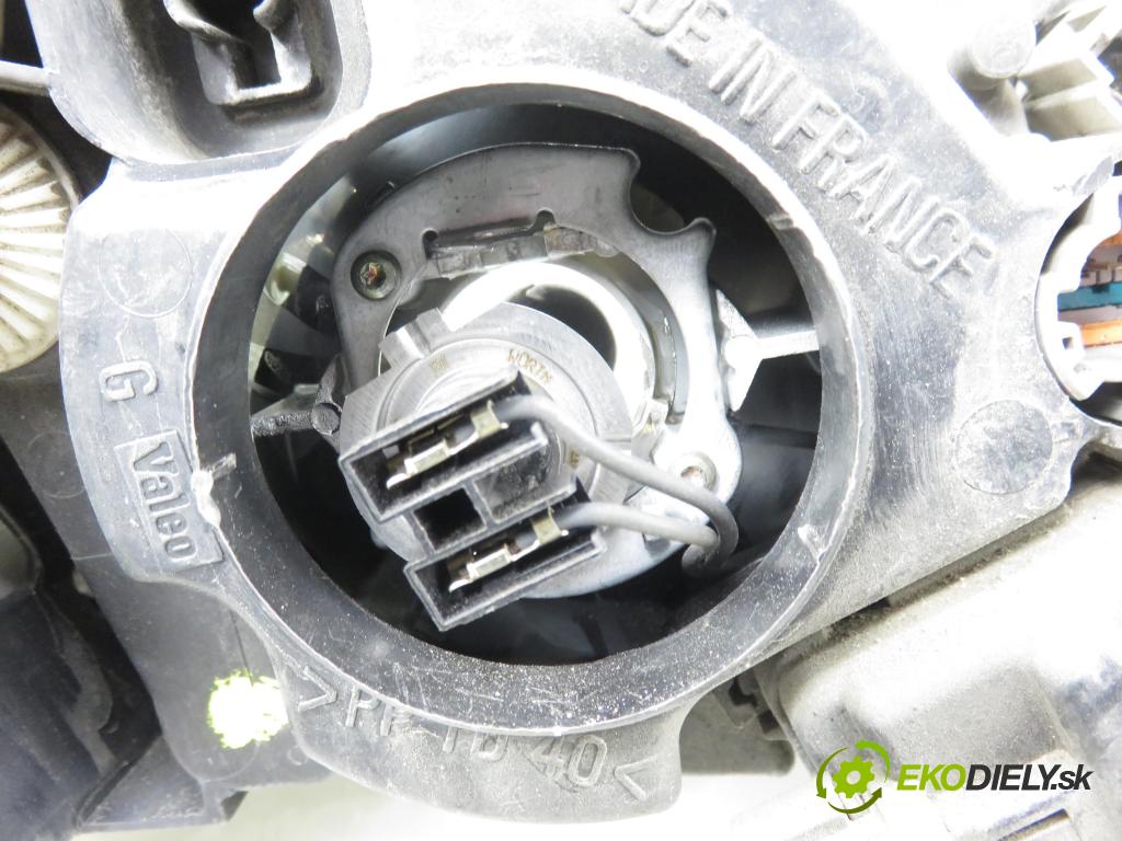 NISSAN ALMERA II Hatchback (N16) HB 2001 85,00 1.8 - QG18DE 1769,00 Svetlo LP 89003331