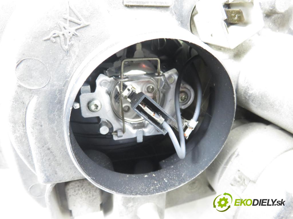 NISSAN ALMERA II Hatchback (N16) HB 2001 85,00 1.8 - QG18DE 1769,00 Svetlo PP 89003330