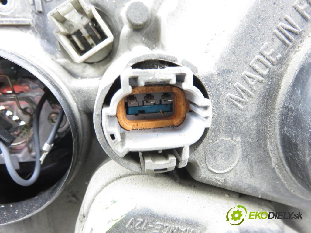 NISSAN ALMERA II Hatchback (N16) HB 2001 85,00 1.8 - QG18DE 1769,00 Svetlo PP 89003330