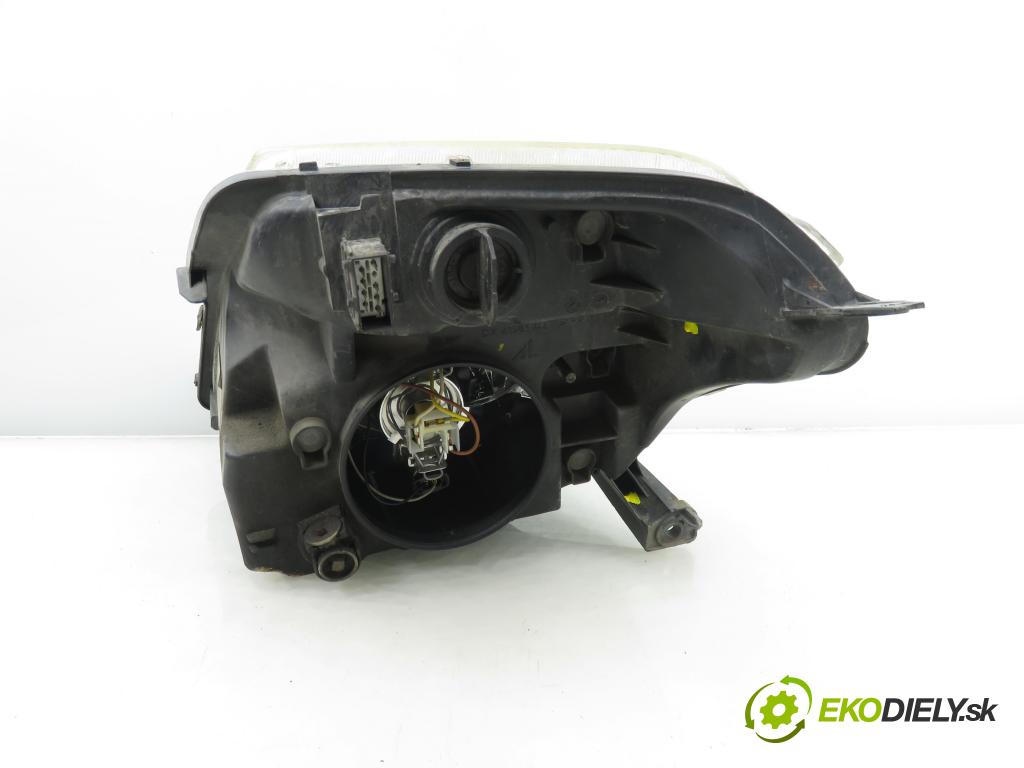 CITROEN C2 (JM_) HB 2006 50,00 1.4 HDi 68 8V - 8HZ 1398,00 světlo PP 9680128180