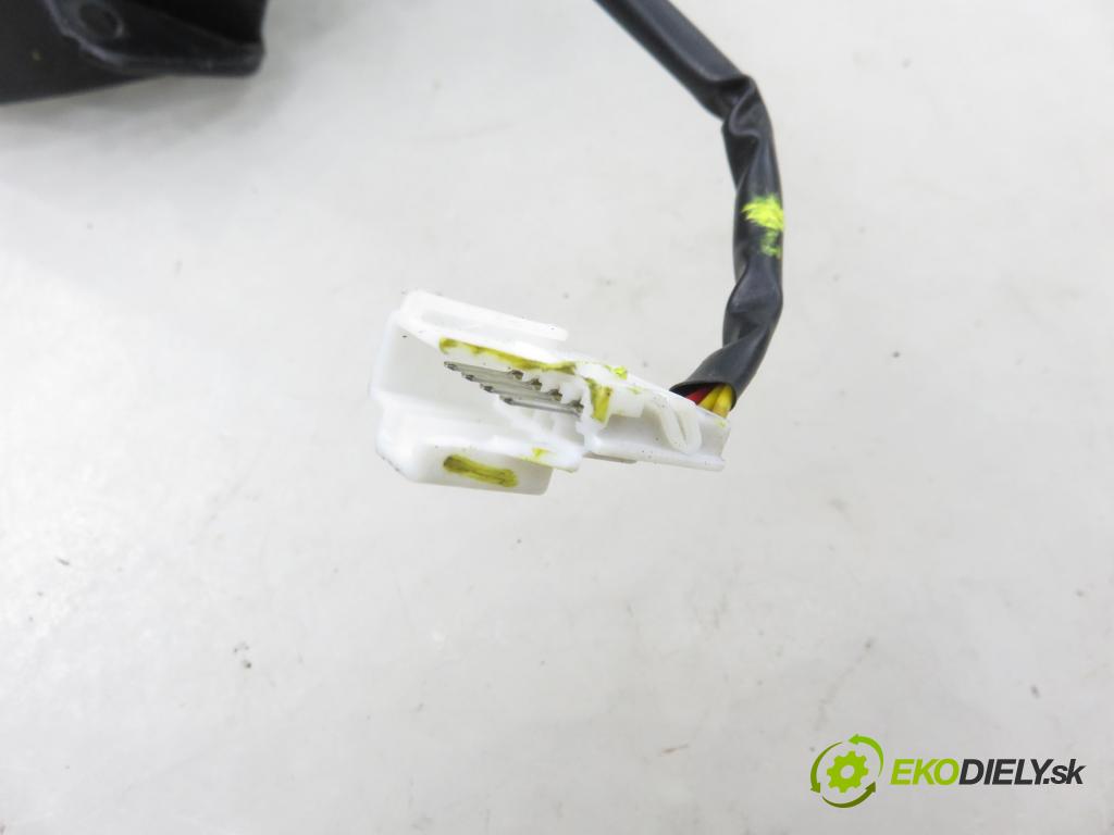 KIA RIO III (UB) HB 2012 55,00 1.1 CRDi - D3FA 1120,00 zámok dverí kufor EL.