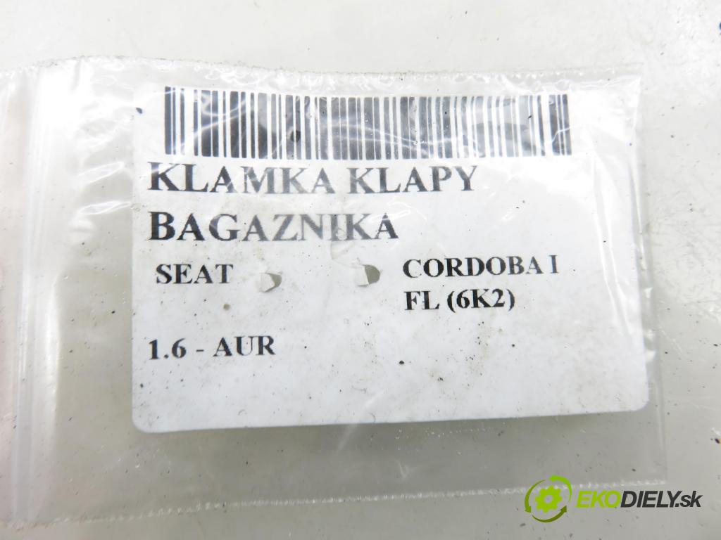 SEAT CORDOBA (6K2) SEDAN 2000 74,00 1.6 - AUR 1595,00 klika dveří kufr 6K0827565B