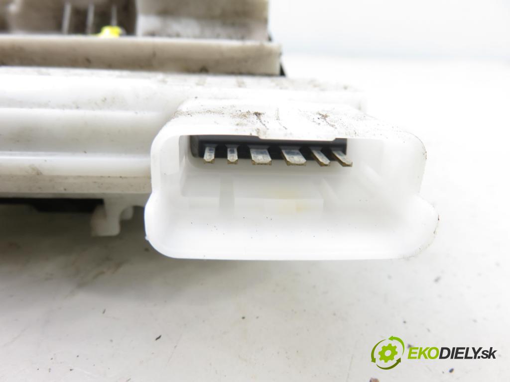 KIA RIO III (UB) HB 2012 55,00 1.1 CRDi - D3FA 1120,00 zámok