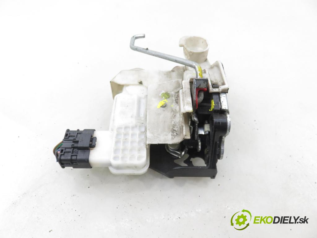 KIA RIO III (UB) HB 2012 55,00 1.1 CRDi - D3FA 1120,00 zámok