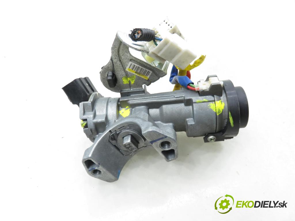 KIA RIO III (UB) HB 2012 55,00 1.1 CRDi - D3FA 1120,00 spinačka / zámky