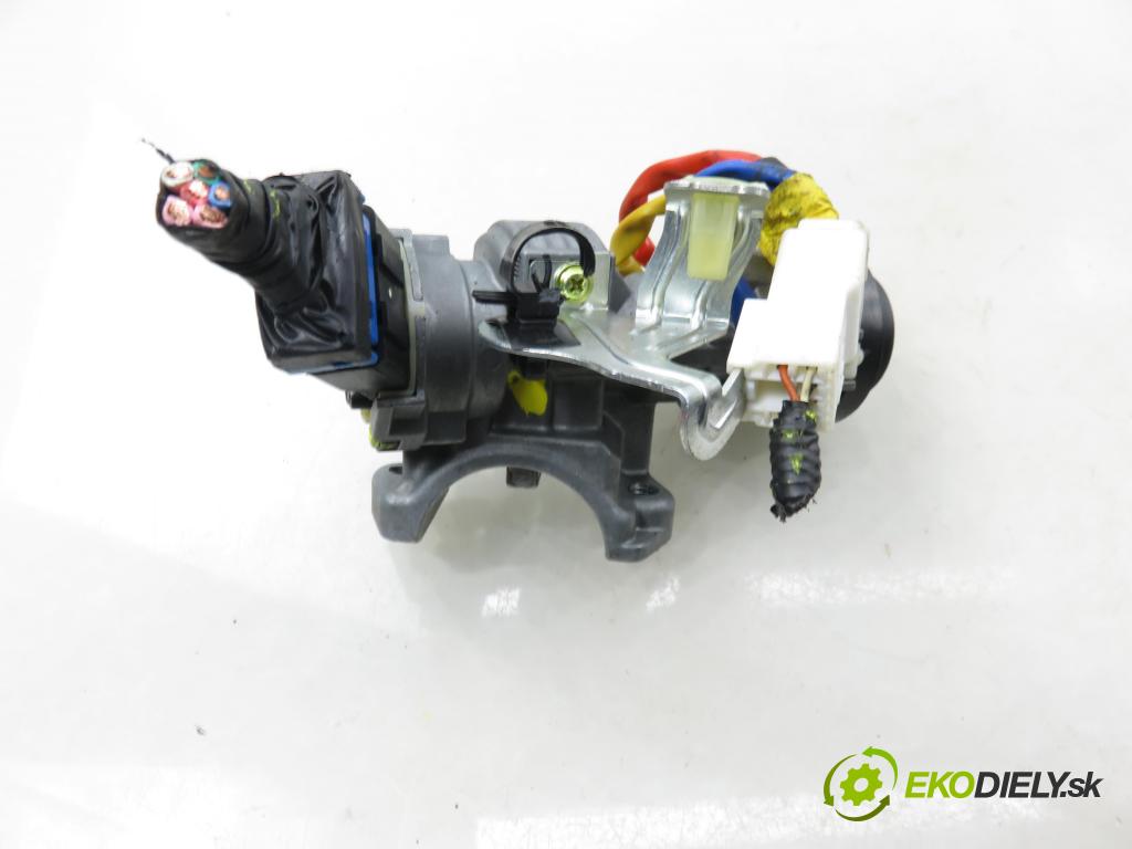 KIA RIO III (UB) HB 2012 55,00 1.1 CRDi - D3FA 1120,00 spinačka / zámky