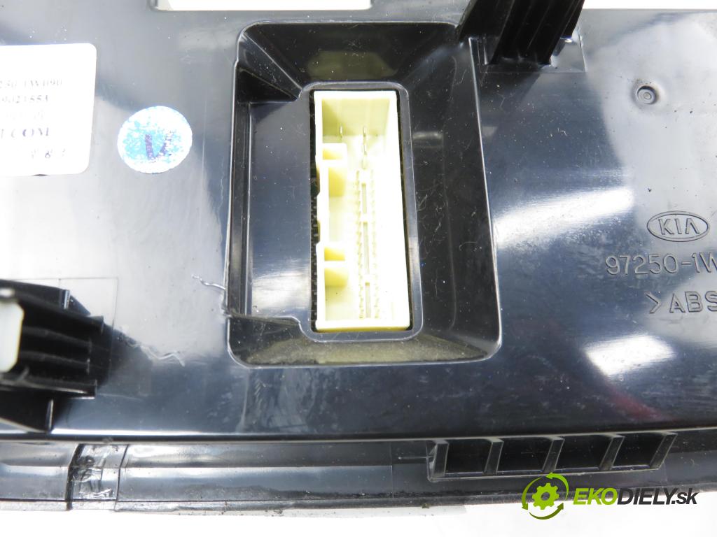 KIA RIO III (UB) HB 2012 55,00 1.1 CRDi - D3FA 1120,00 Panel kúrenia KLIMATRONIK 972501W090