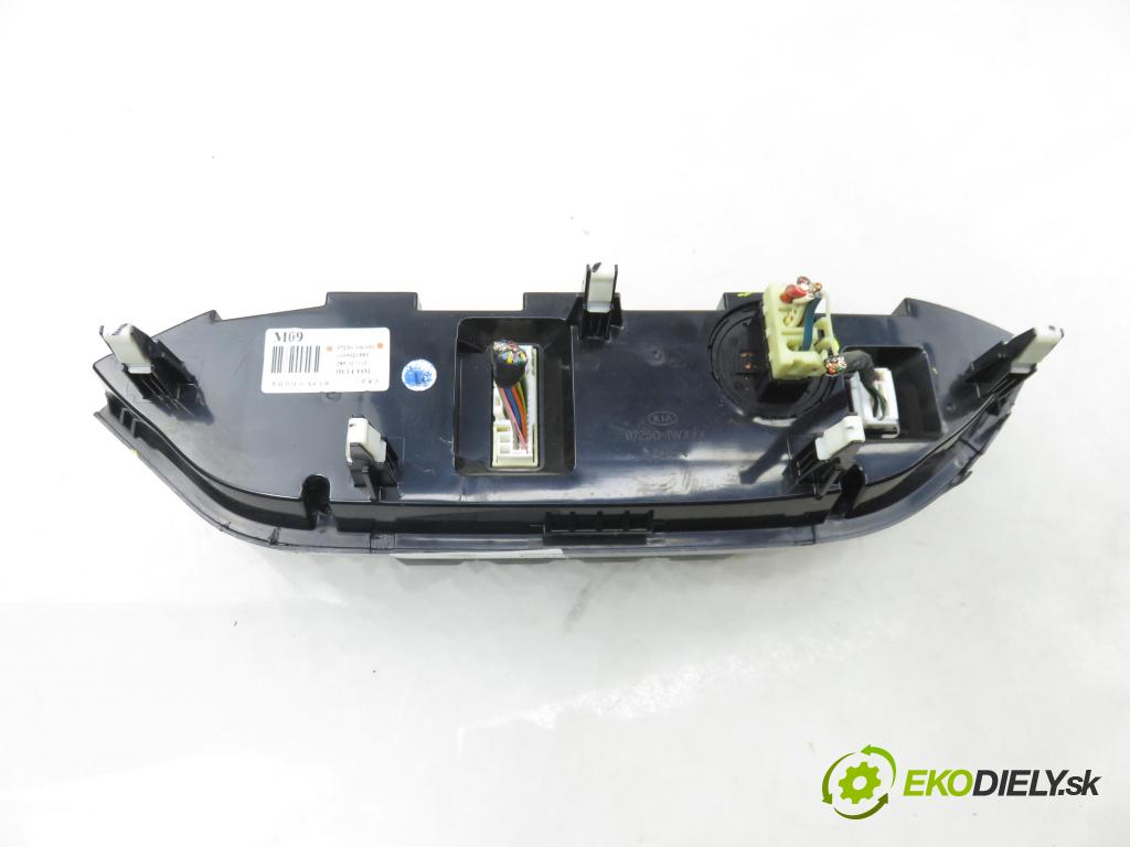 KIA RIO III (UB) HB 2012 55,00 1.1 CRDi - D3FA 1120,00 Panel kúrenia KLIMATRONIK 972501W090