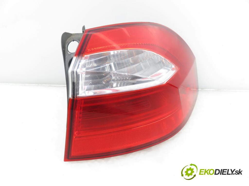 KIA RIO III (UB) HB 2012 55,00 1.1 CRDi - D3FA 1120,00 světlo pravé zadní 924021W2R