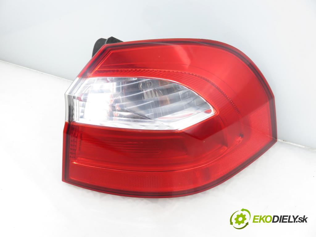KIA RIO III (UB) HB 2012 55,00 1.1 CRDi - D3FA 1120,00 světlo pravé zadní 924021W2R