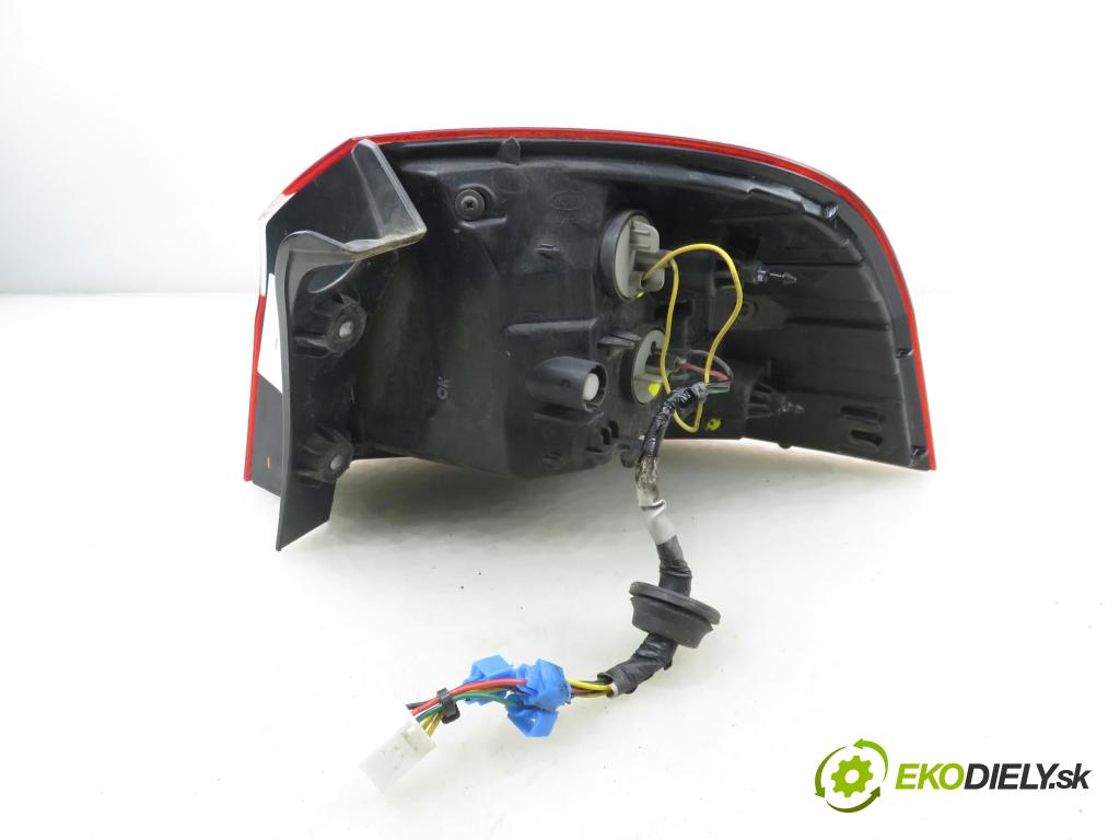 KIA RIO III (UB) HB 2012 55,00 1.1 CRDi - D3FA 1120,00 světlo levé zadní 924011W2L