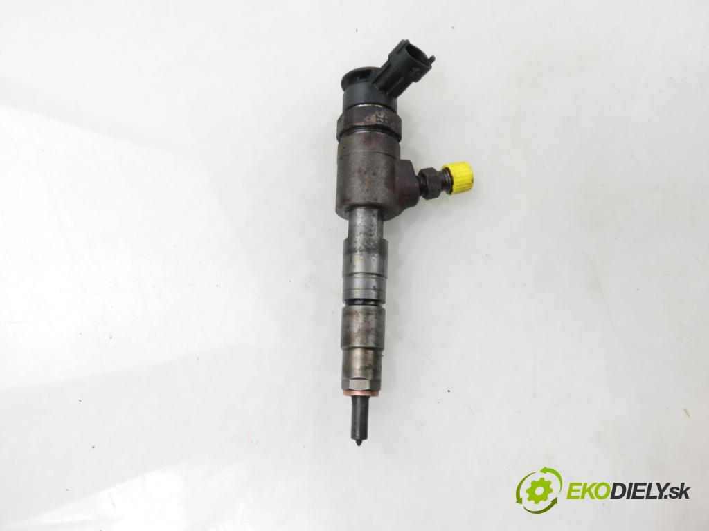 PEUGEOT 308 SW II KOMBI 2015 73,00 1.6 BlueHDi 100 - BHY (DV6FD) 1560,00 vstřikovač 0445110566 (Vstřikovač paliva)