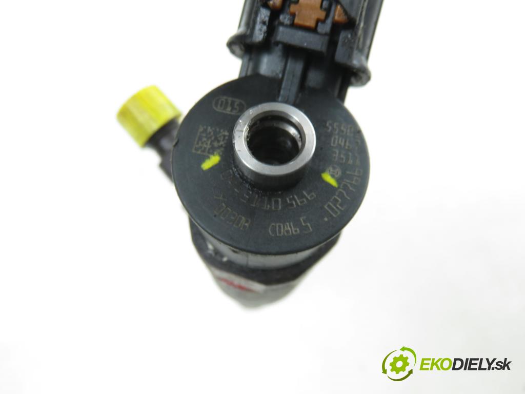 PEUGEOT 308 SW II KOMBI 2015 73,00 1.6 BlueHDi 100 - BHY (DV6FD) 1560,00 vstrekovač 0445110566 (Vstrekovač paliva)