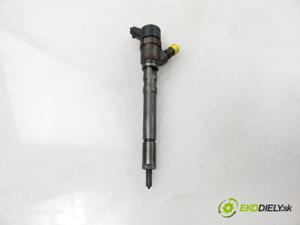 HYUNDAI ACCENT II (LC) LIFTBACK 2004 60,00 1.5 CRDi - D3EA 1493,00 vstrekovač 3380027900 ; 0445110126 (Vstrekovač paliva)