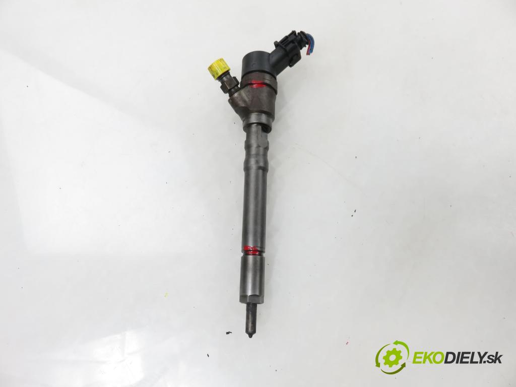 HYUNDAI ACCENT II (LC) LIFTBACK 2004 60,00 1.5 CRDi - D3EA 1493,00 vstřikovač 3380027900 ; 0445110126 (Vstřikovač paliva)