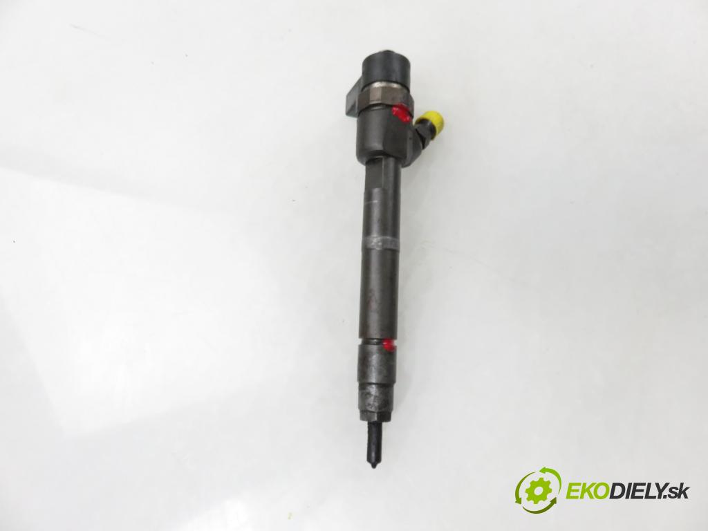 MERCEDES-BENZ KLASA C T-Model (S203) KOMBI 2005 90,00 C 200 CDI (203.207) 122 - OM 646.962 2148,00 vstřikovač 0445110177 ; 6480700287 (Vstřikovač paliva)