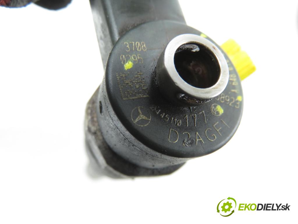 MERCEDES-BENZ KLASA C T-Model (S203) KOMBI 2005 90,00 C 200 CDI (203.207) 122 - OM 646.962 2148,00 vstřikovač 0445110177 ; 6480700287 (Vstřikovač paliva)