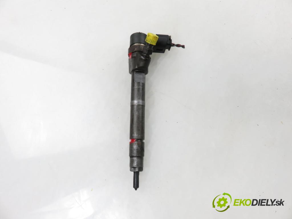 MERCEDES-BENZ KLASA C T-Model (S203) KOMBI 2005 90,00 C 200 CDI (203.207) 122 - OM 646.962 2148,00 vstřikovač 0445110177 ; 6480700287 (Vstřikovač paliva)