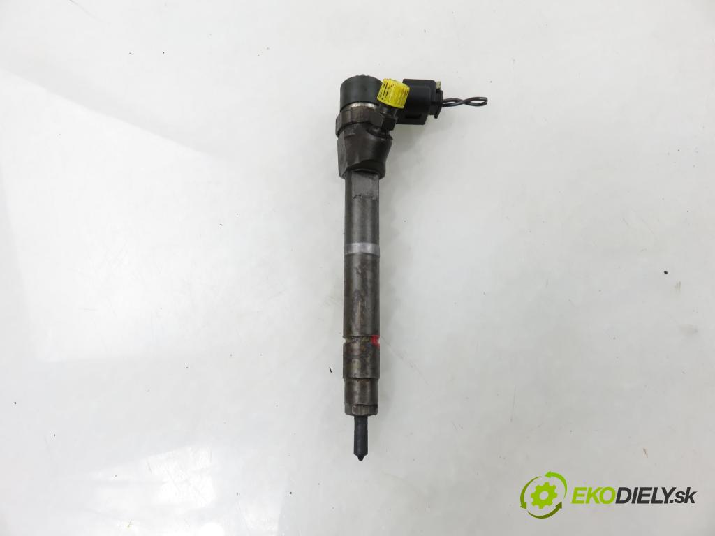 MERCEDES-BENZ KLASA C T-Model (S203) KOMBI 2005 90,00 C 200 CDI (203.207) 122 - OM 646.962 2148,00 vstřikovač 0445110177 ; 6480700287 (Vstřikovač paliva)