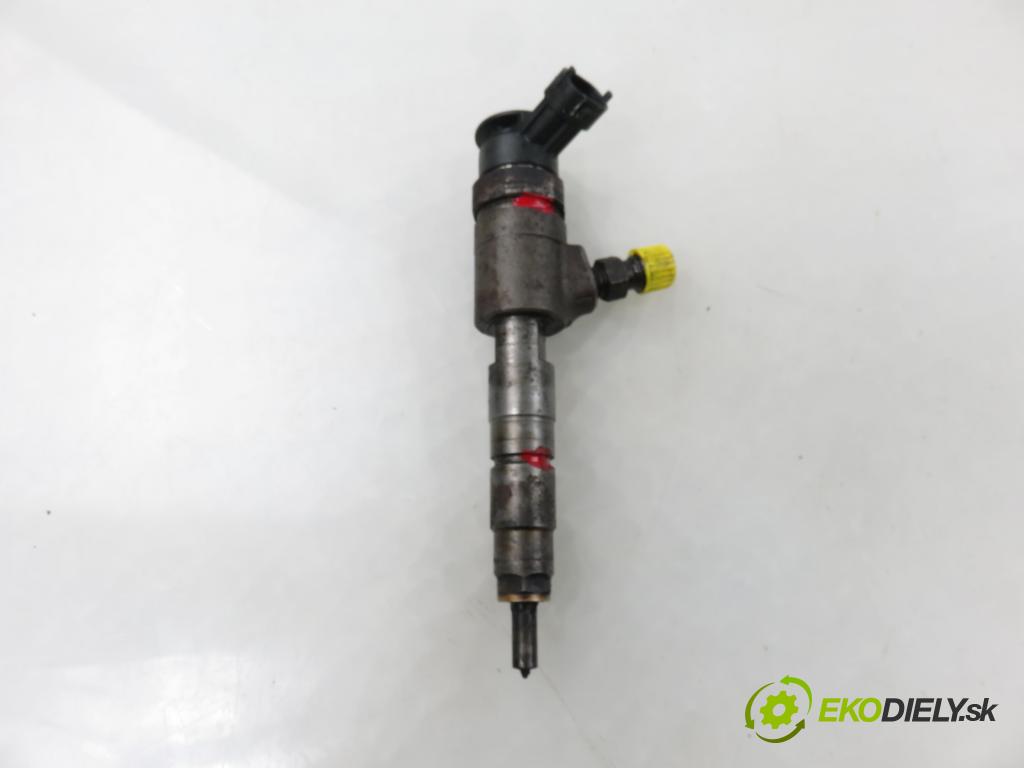 PEUGEOT 308 SW II KOMBI 2015 73,00 1.6 BlueHDi 100 - BHY (DV6FD) 1560,00 vstřikovač 0445110566 (Vstřikovač paliva)
