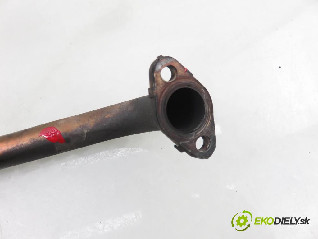 VW PASSAT B6 (3C2) SEDAN 2005 110,00 2.0 FSI - BLR 1984,00 rúrka EGR 06F131521N