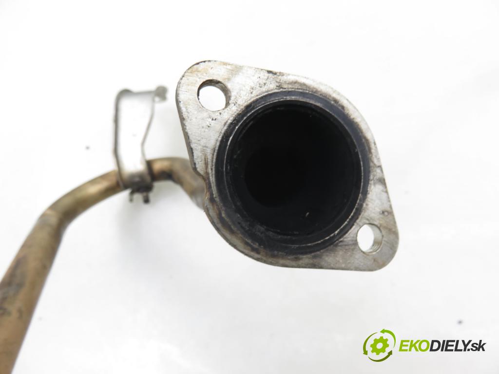 VW PASSAT B6 (3C2) SEDAN 2005 110,00 2.0 FSI - BLR 1984,00 rúrka EGR 06F131521N