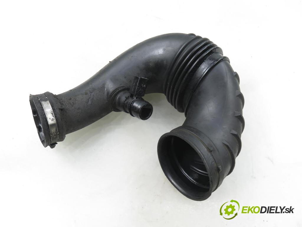 MERCEDES-BENZ KLASA C T-Model (S203) KOMBI 2005 90,00 C 200 CDI (203.207) 122 - OM 646.962 2148,00 Rúra prívodu vzduchu 6460940297