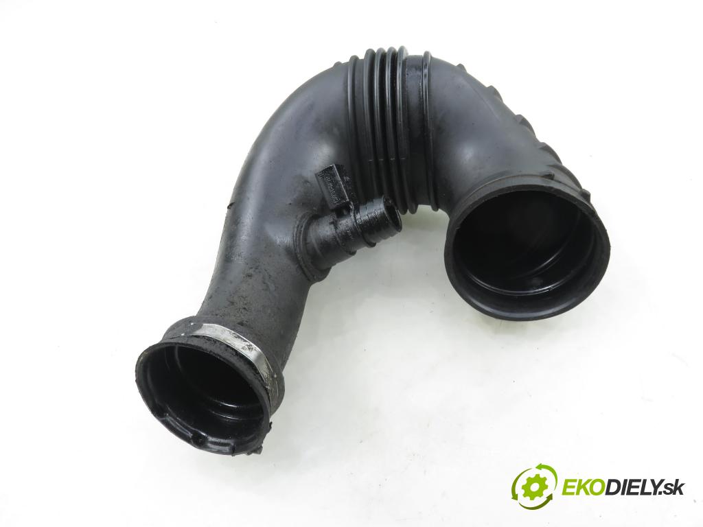 MERCEDES-BENZ KLASA C T-Model (S203) KOMBI 2005 90,00 C 200 CDI (203.207) 122 - OM 646.962 2148,00 Rúra prívodu vzduchu 6460940297