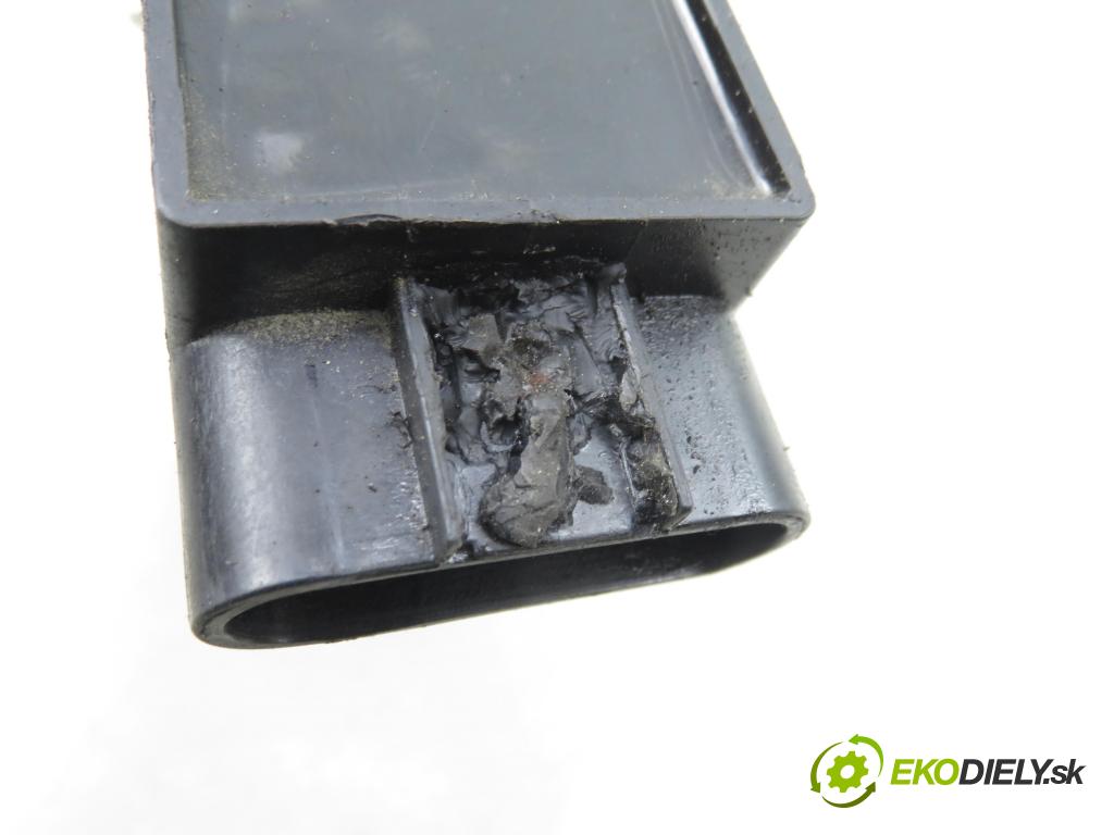 OPEL CORSA D (S07) HB 2011 0,00 1.2 - A 12 XER 1229,00 Cievka zapaľovacia 5DA358000341