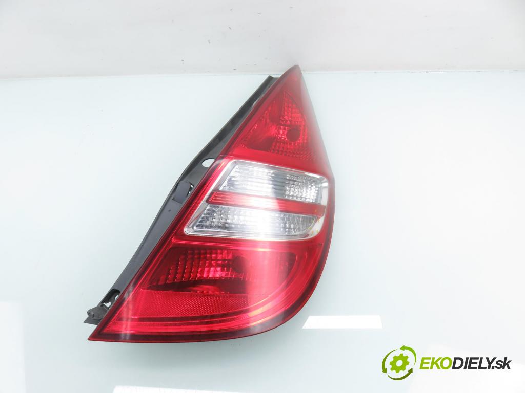 HYUNDAI i30 (FD) HB 2008 85,00 1.6 CRDi - D4FB 1582,00 Svetlo pravé zadné 924022L0