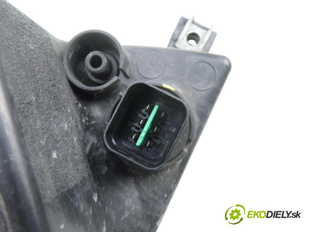 HYUNDAI i30 (FD) HB 2008 85,00 1.6 CRDi - D4FB 1582,00 Svetlo LP 921012LXXX