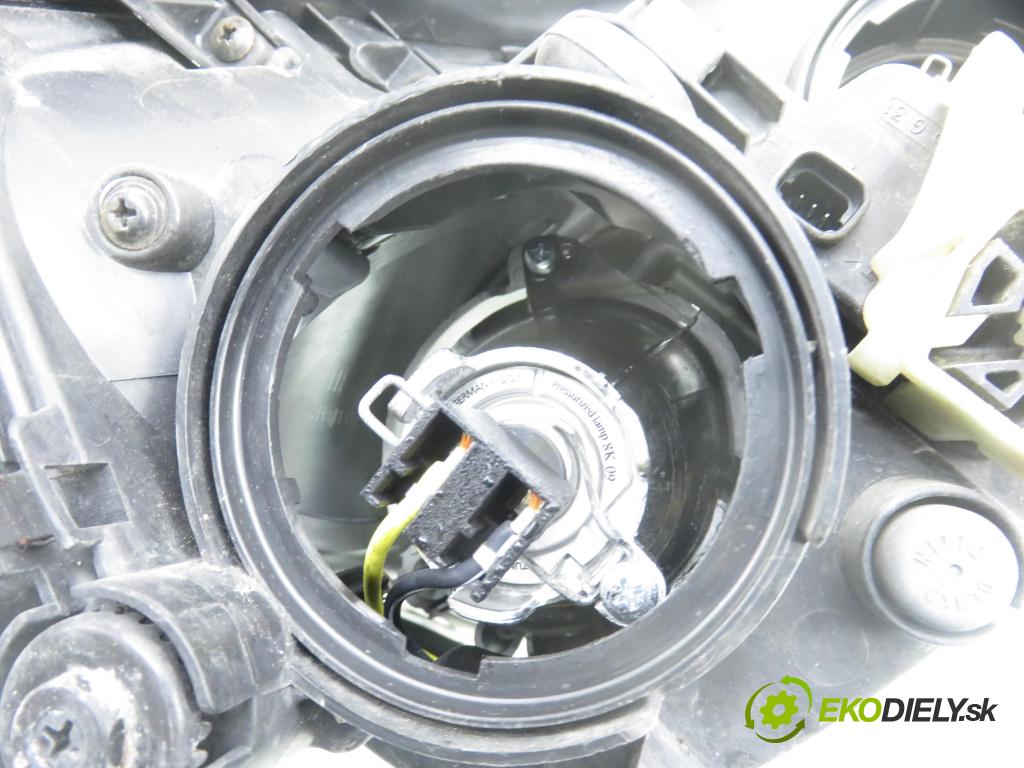 HYUNDAI i30 (FD) HB 2008 85,00 1.6 CRDi - D4FB 1582,00 Svetlo LP 921012LXXX