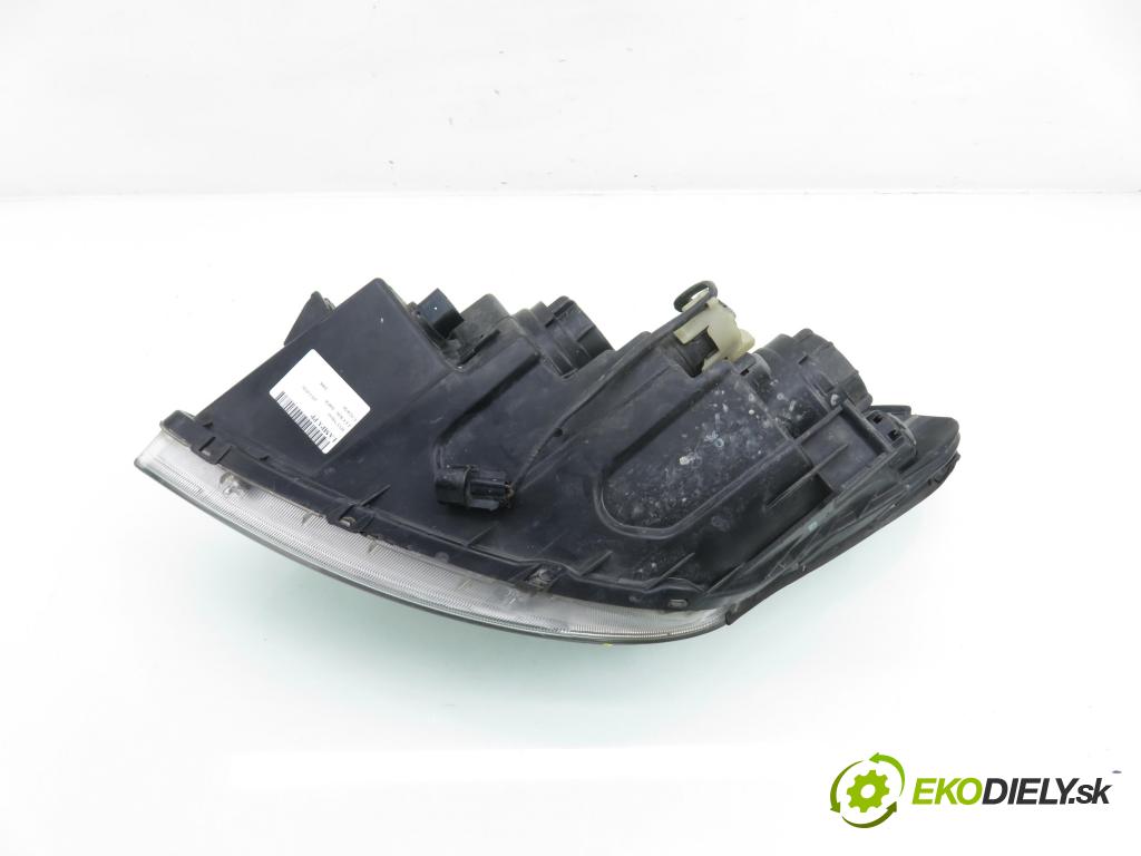 HYUNDAI i30 (FD) HB 2008 85,00 1.6 CRDi - D4FB 1582,00 Svetlo PP 921022LXXX