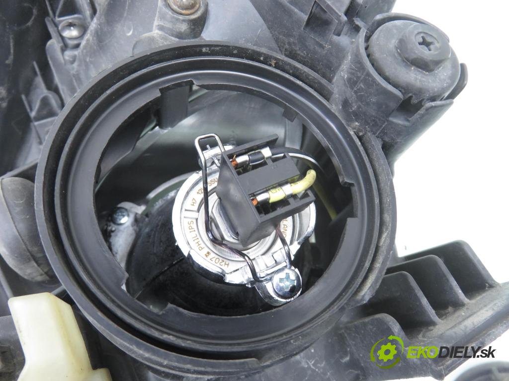 HYUNDAI i30 (FD) HB 2008 85,00 1.6 CRDi - D4FB 1582,00 Svetlo PP 921022LXXX