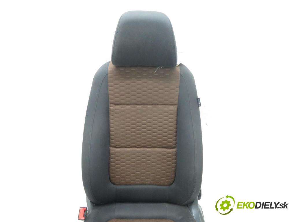 VW TIGUAN (5N_) SUV 2008 103,00 2.0 TDI 4motion - CBAB 1968,00 Sedadlo šoféri