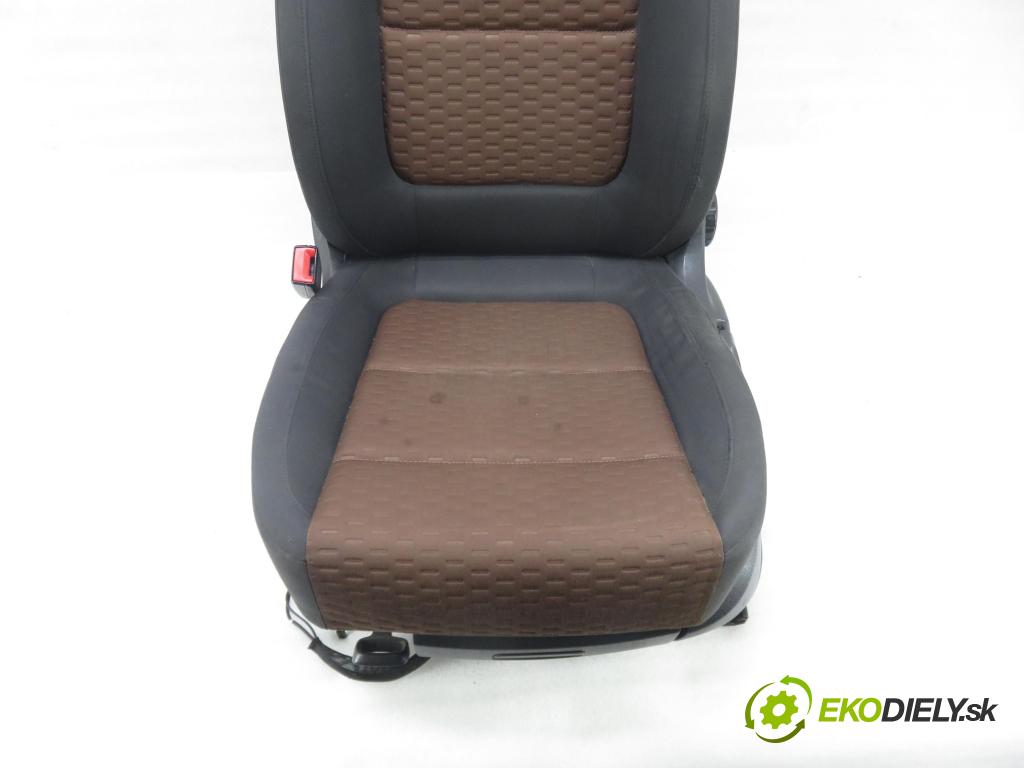 VW TIGUAN (5N_) SUV 2008 103,00 2.0 TDI 4motion - CBAB 1968,00 Sedadlo šoféri