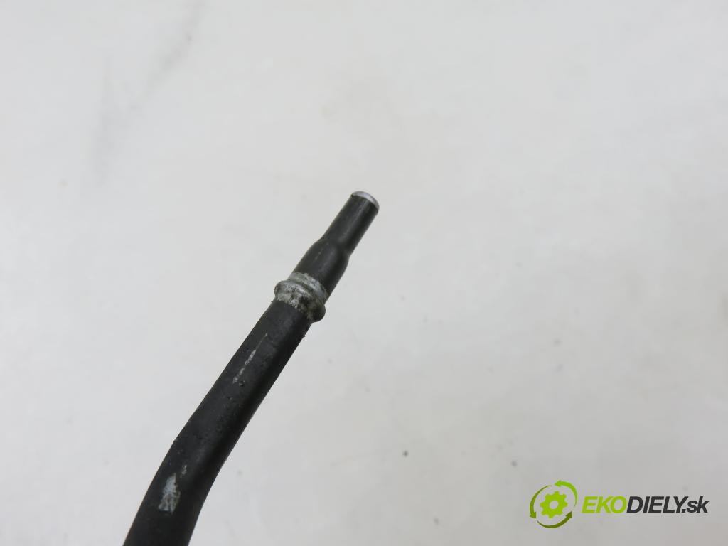 FORD TRANSIT Furgon (FA_ _) FURGON 2011 92,00 2.2 TDCi - CYFB 2198,00 rúrka vypínacieho ložiska CC117K592AD