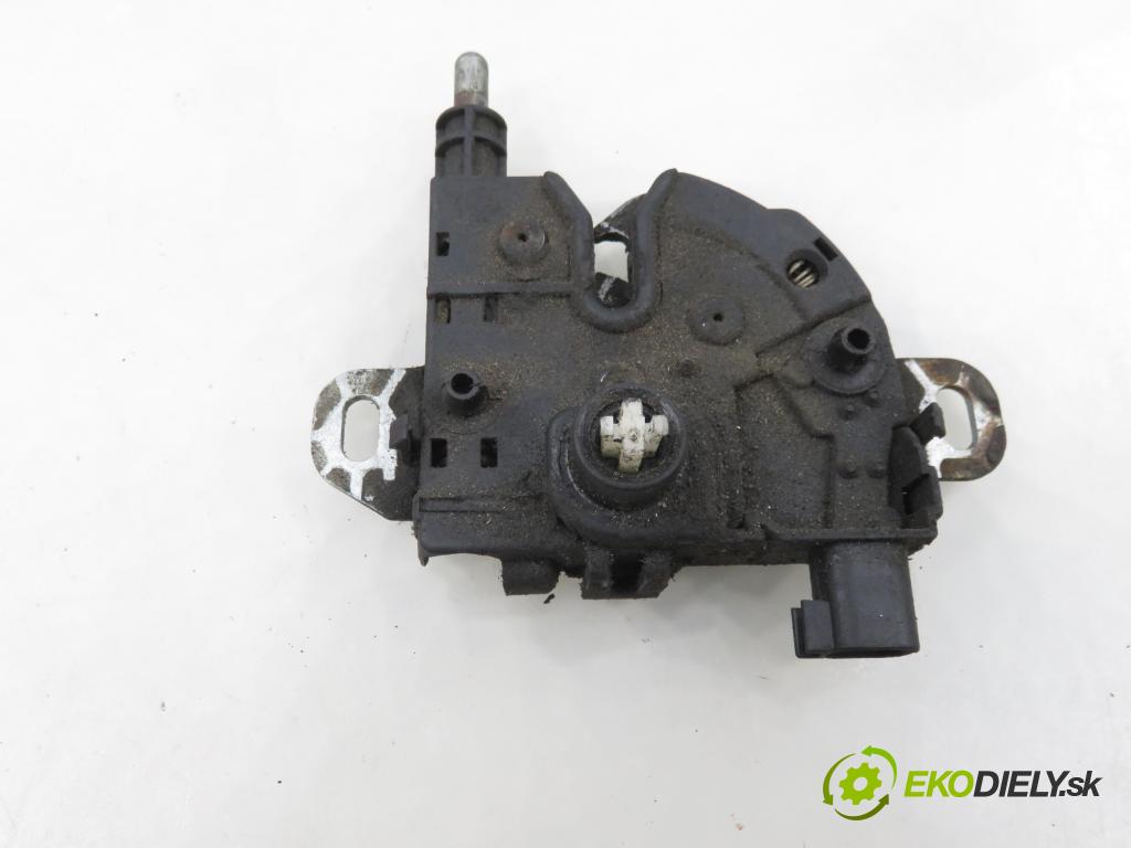 FORD FOCUS C-MAX (DM2) MINIVAN 2004 74,00 1.6 - HWDA 1596,00 zámok kapoty 3M5116700AB