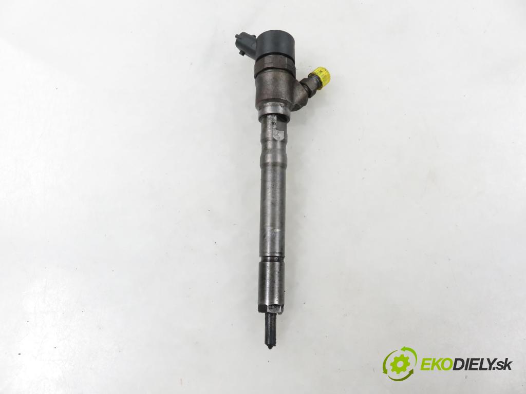 HYUNDAI ACCENT II (LC) LIFTBACK 2004 60,00 1.5 CRDi - D3EA 1493,00 vstrekovač 3380027900 ; 0445110126 (Vstrekovač paliva)