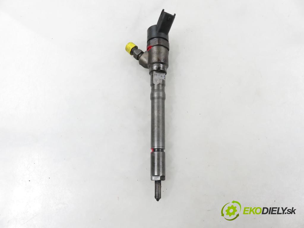 HYUNDAI ACCENT II (LC) LIFTBACK 2004 60,00 1.5 CRDi - D3EA 1493,00 vstrekovač 3380027900 ; 0445110126 (Vstrekovač paliva)