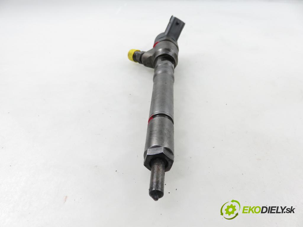 HYUNDAI ACCENT II (LC) LIFTBACK 2004 60,00 1.5 CRDi - D3EA 1493,00 vstrekovač 3380027900 ; 0445110126 (Vstrekovač paliva)