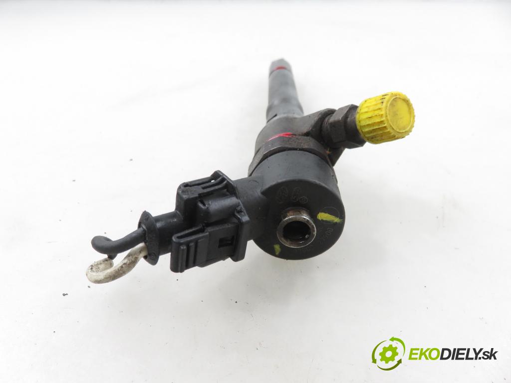 HYUNDAI ACCENT II (LC) LIFTBACK 2004 60,00 1.5 CRDi - D3EA 1493,00 vstrekovač 3380027900 ; 0445110126 (Vstrekovač paliva)